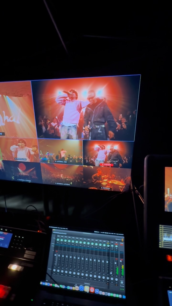 Streaming histórico esta noche en Madrid
@ozuna y @beele presentaron su nuevo disco… ¡y ahí estuvimos nosotros para llevar el show al mundo! 🌍🔥Conseguimos más de 1.000.000 de visualizaciones en directo, un auténtico récord que demuestra el nivel brutal del evento y el trabajo técnico detrás de cada plano, cada cámara y cada segundo de emisión.Gracias de corazón a todo el equipo. Sin vosotros, nada de esto sería posible. 💛
Técnicos, realizadores, cámaras, operadores, sonido, sois pura magia cuando trabajamos juntos.Seguimos llevando la realización y el streaming al siguiente nivel.
¡Vamos a por el próximo! 🚀✨